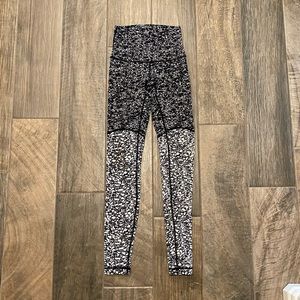 Lululemon 2 Color Leggings